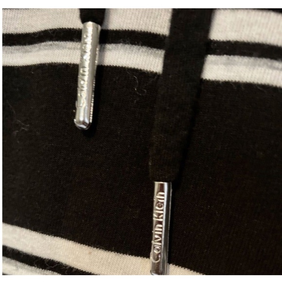 Calvin Klein Performance Black & White Stripe Hooded Top Small - Picture 6 of 6